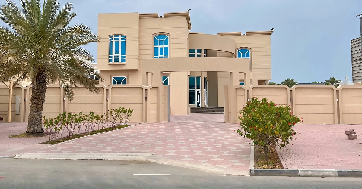 Property in Manara