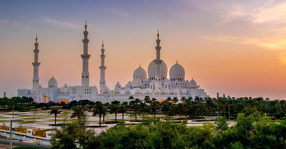 السكن في قصر البحر
