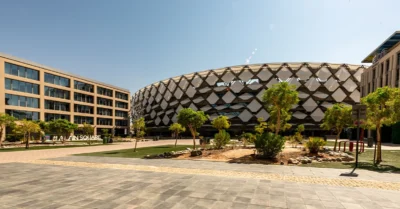 Living in Al Foah