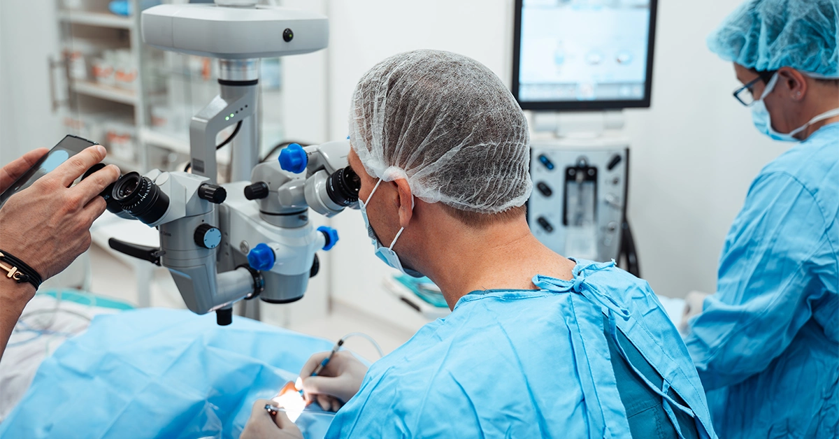 Ongoing eye surgery at Dr. Emad Mosalam Eye Clinic