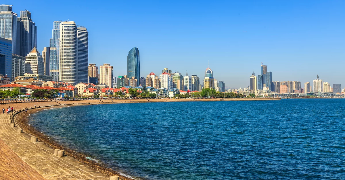 Al Majaz Waterfront is one of the top places to visit in Sharjah for free with family