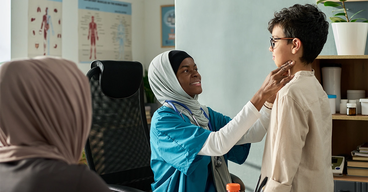 Doctor checking patient in the clinic