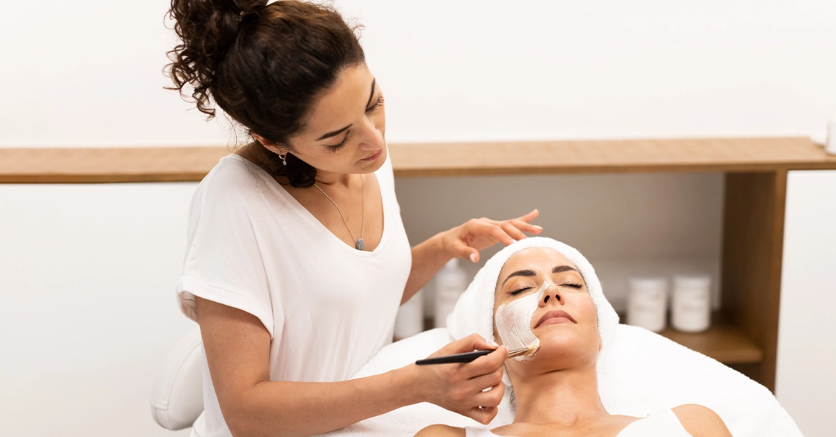 Facial Service at Home in Dubai