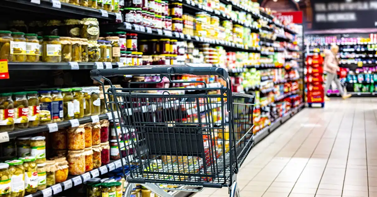 Supermarket near Dahan