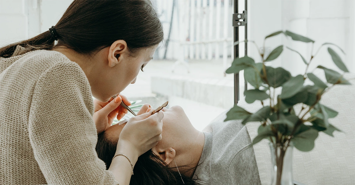 Eyebrow Threading at Home Salon