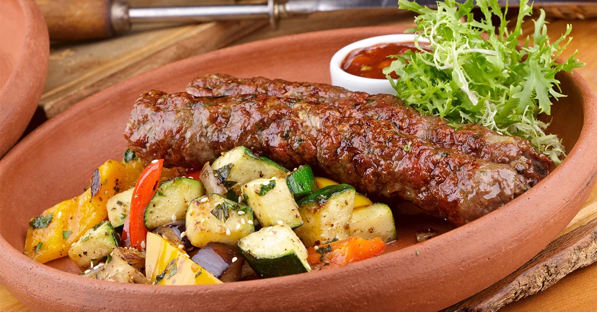 Family Restaurants in Al Taawun