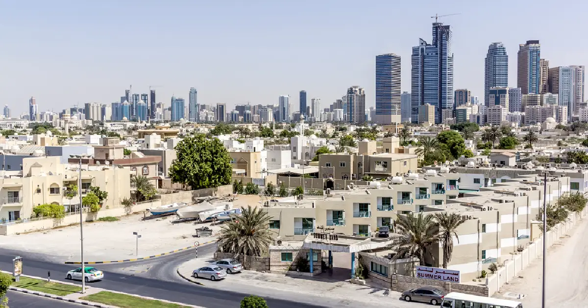 Living in Al Soor