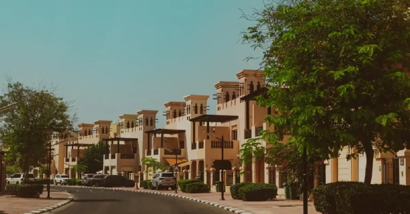 Living in Seih Al Burairat