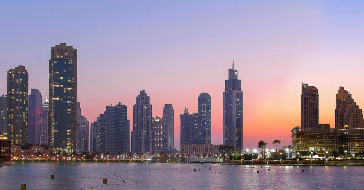Dubai skyline with Burj Khalifa and real estate crowdfunding investment opportunities