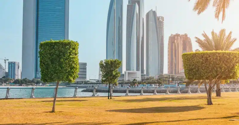 New Abu Dhabi corniche to show Abu dhabi old vs new