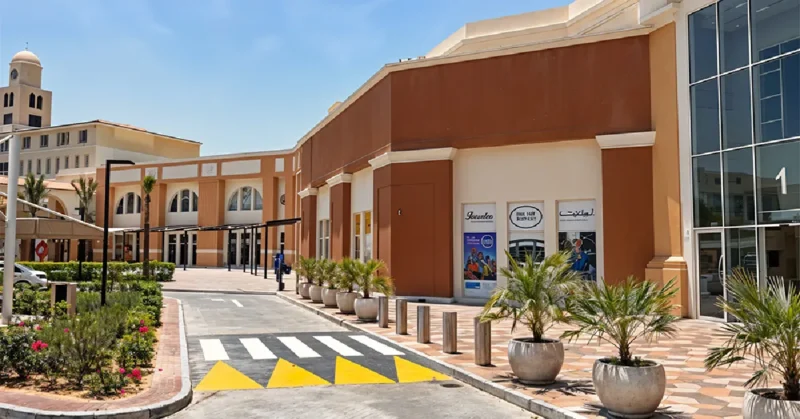 إيجابيات وتحديات العيش في مجمع دبي للإستثمار