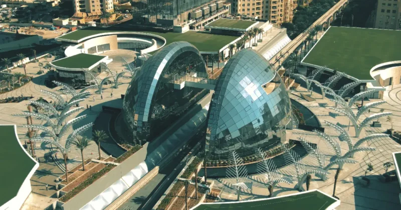 The Palm Monorail - the iconic way to travel across Palm Jumeirah