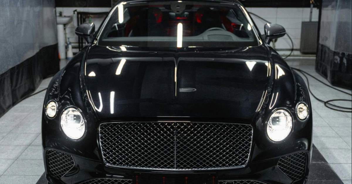Bently in car wash in Ras Al khor