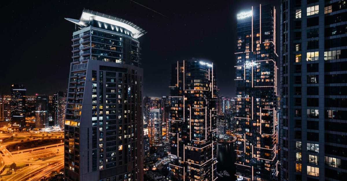 Dubai’s skyline at night