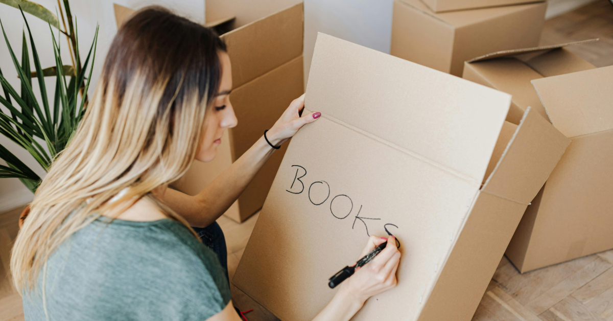 Labelling boxes to declutter your home