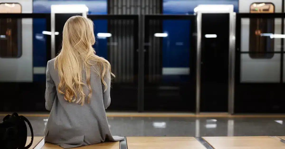 Women waiting for her metro trip