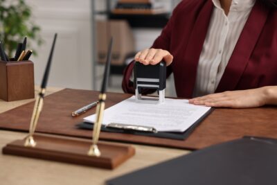  تصديق الأوراق الرسمية عن طريق وزارة الخارجية الإماراتية