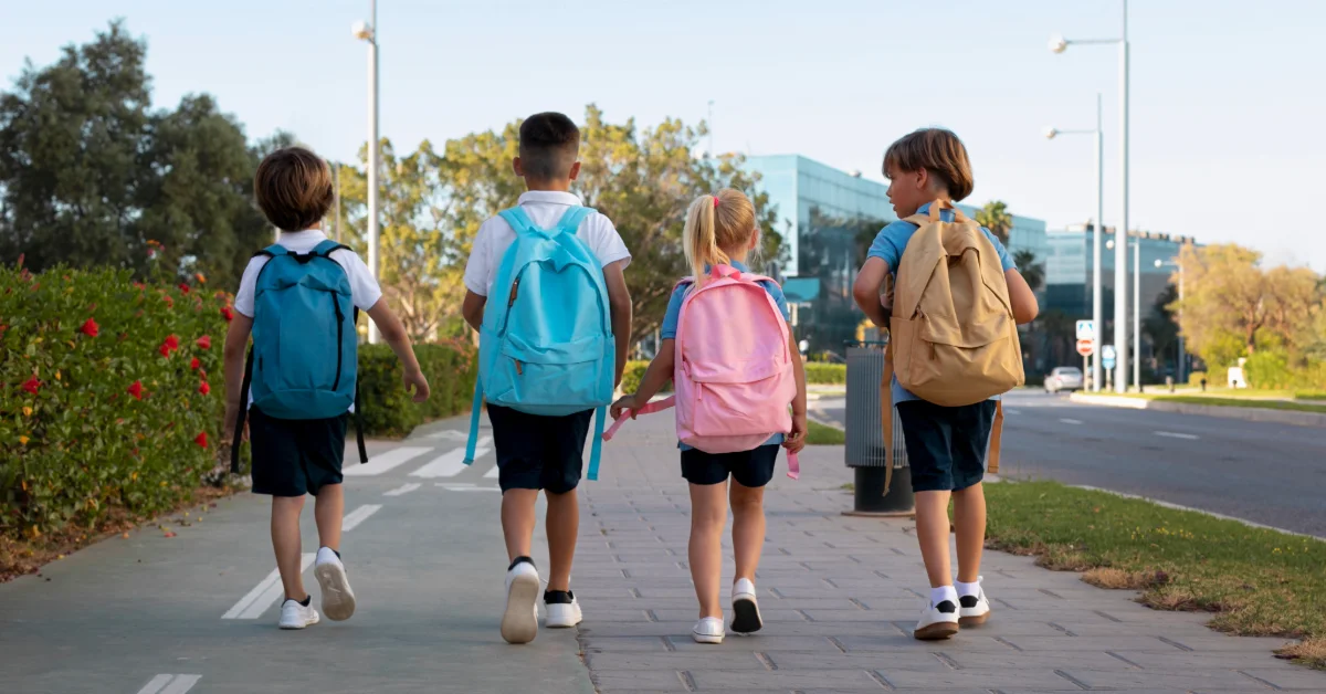 Children walking towards a school in Dubai