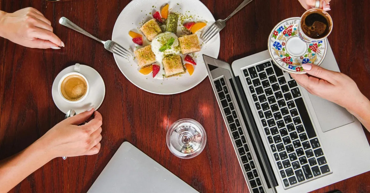 Friends hanging out at More café