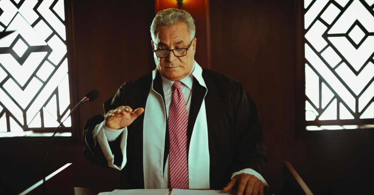 Judge Swearing Oath in Courtroom