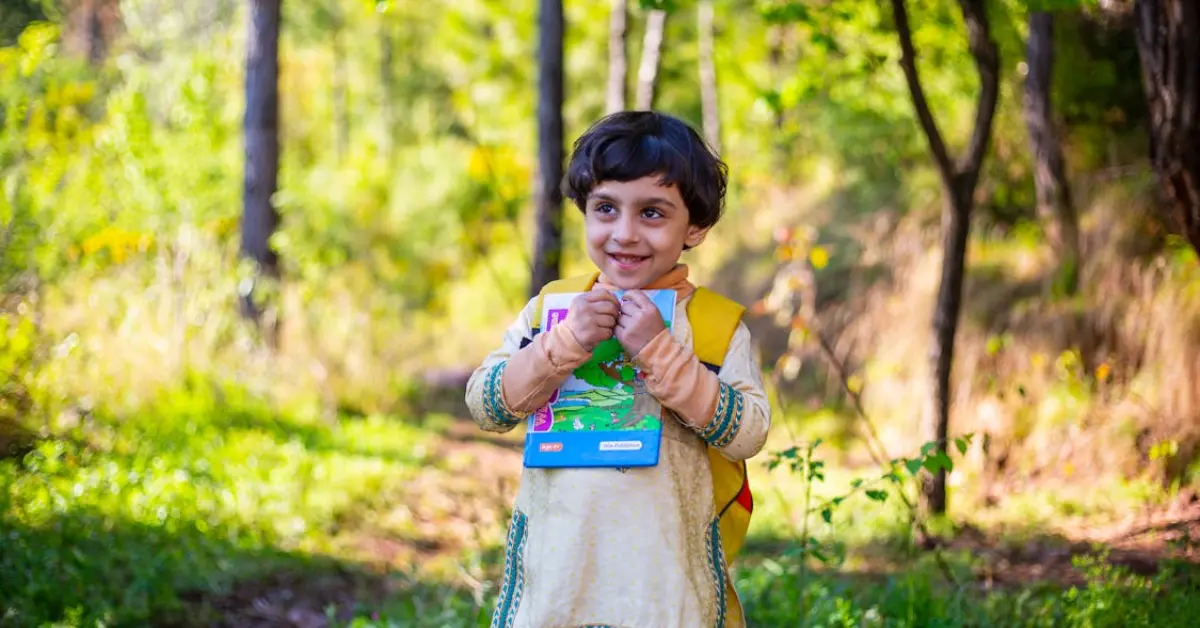 Pakistani girl going to school