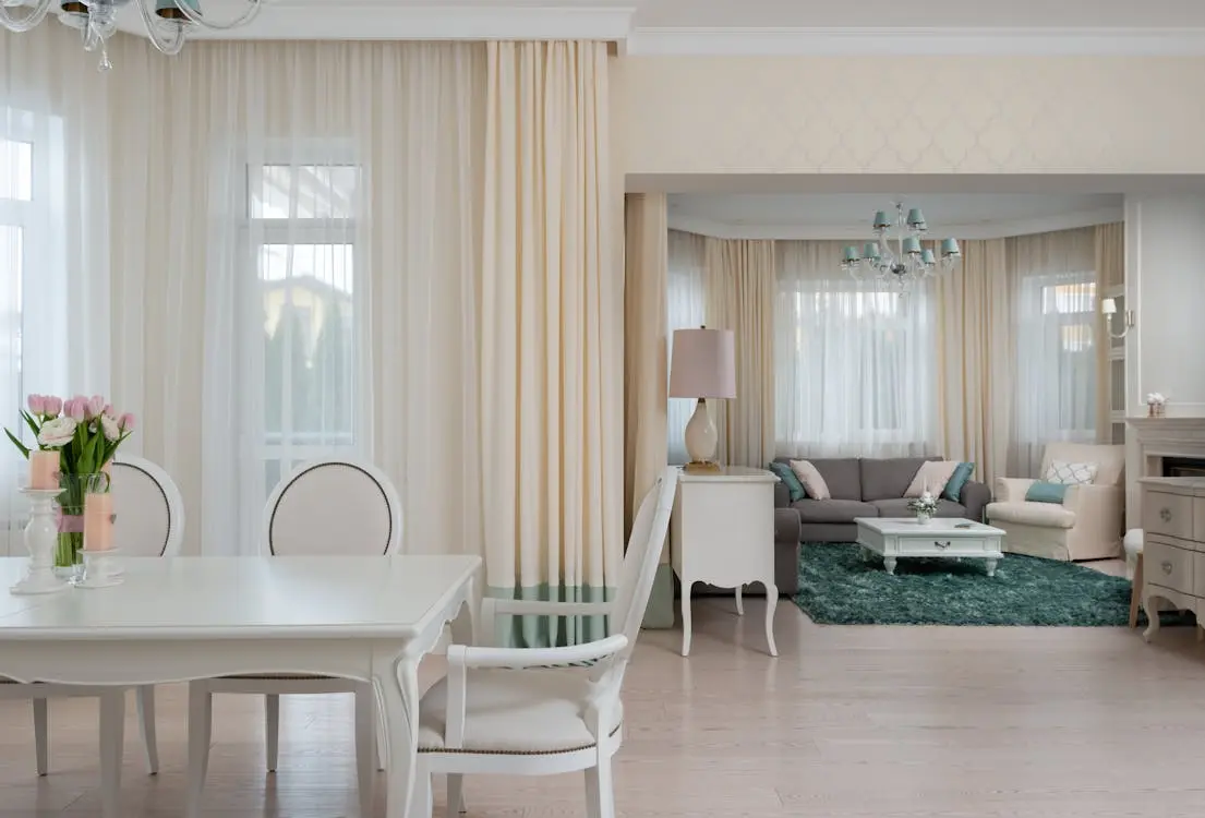 منزل عصري لتوضيح أثر تجديد المنزل بالخطوات الصحيحة