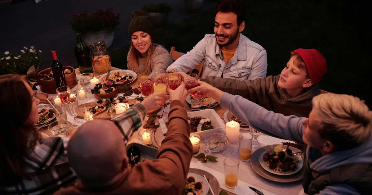 صورة توضح مطاعم 24 ساعة في دبي