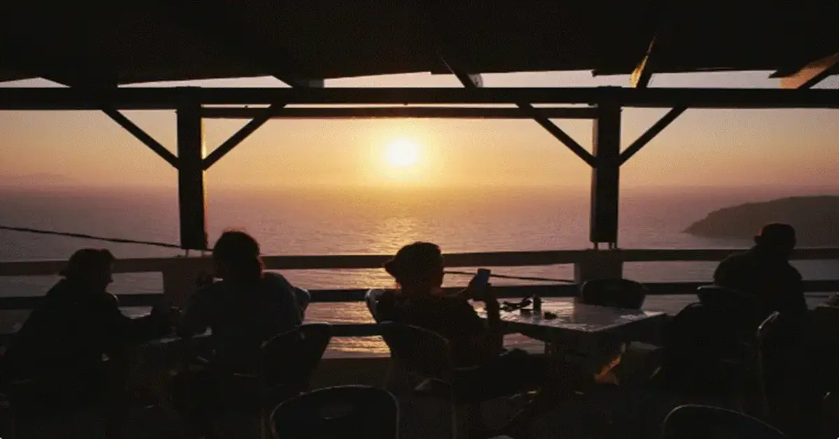 Sunset beach club with a sitting area at White Beach