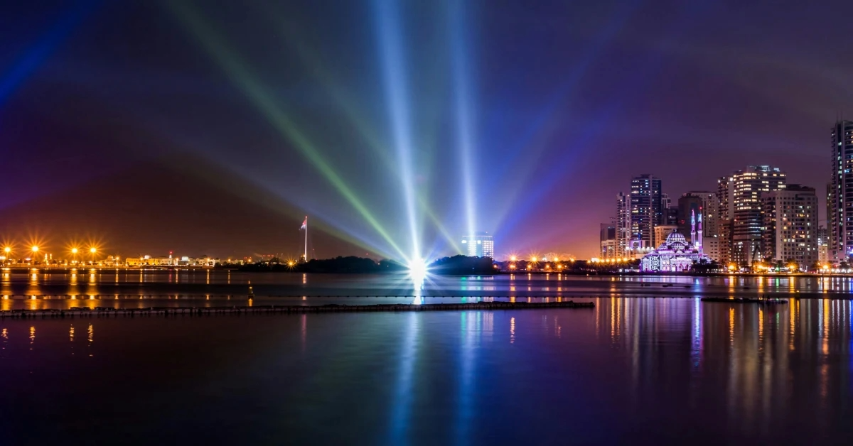 إطلالة على البحر في الشارقة