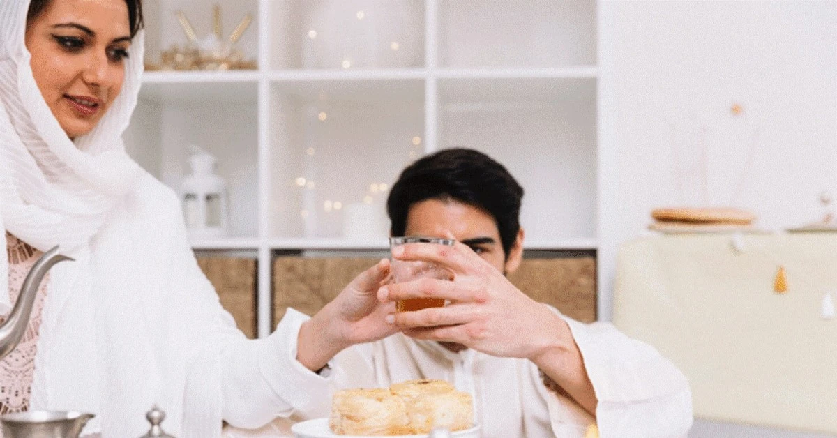 A family during iftar in Ramadan