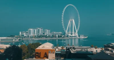 A top View of Bluewaters Island