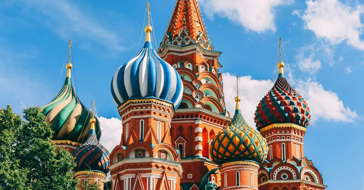 the kremlin in the evening in moscow, russia