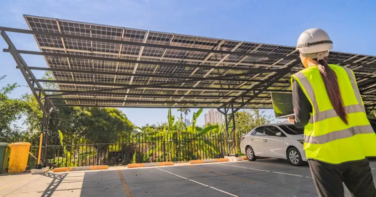 Installing solar-powered parking shade in Dubai