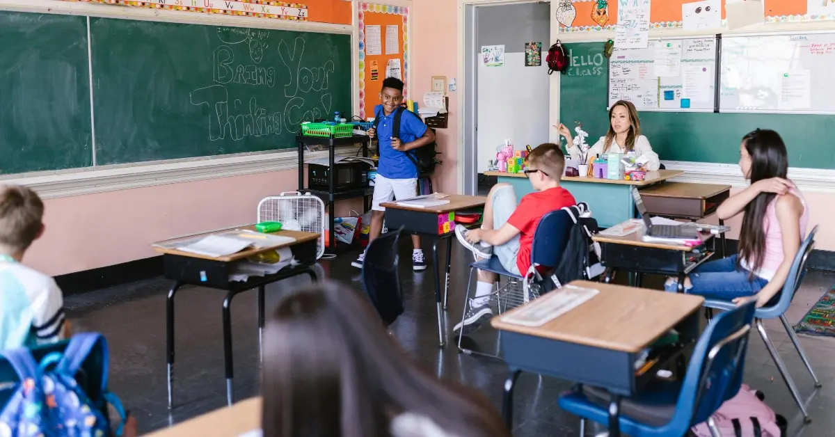 صورة توضح أفضل مدارس بريطانية في أبوظبي