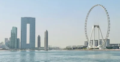 Ain Dubai during the day, set against the waters