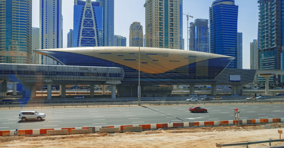 Metro station connection with the bus