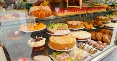 display in a cake shop in Ras Al Khaimah