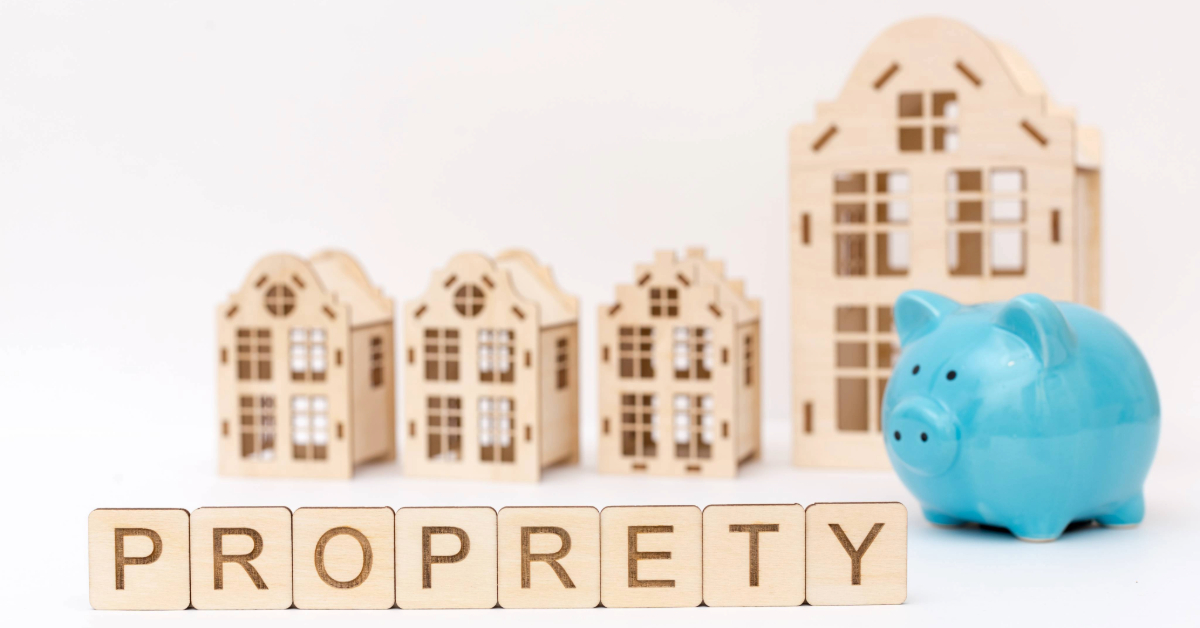 miniatures of different property sizes