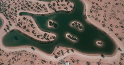 بحيرة في الإمارات العربية المتحدة