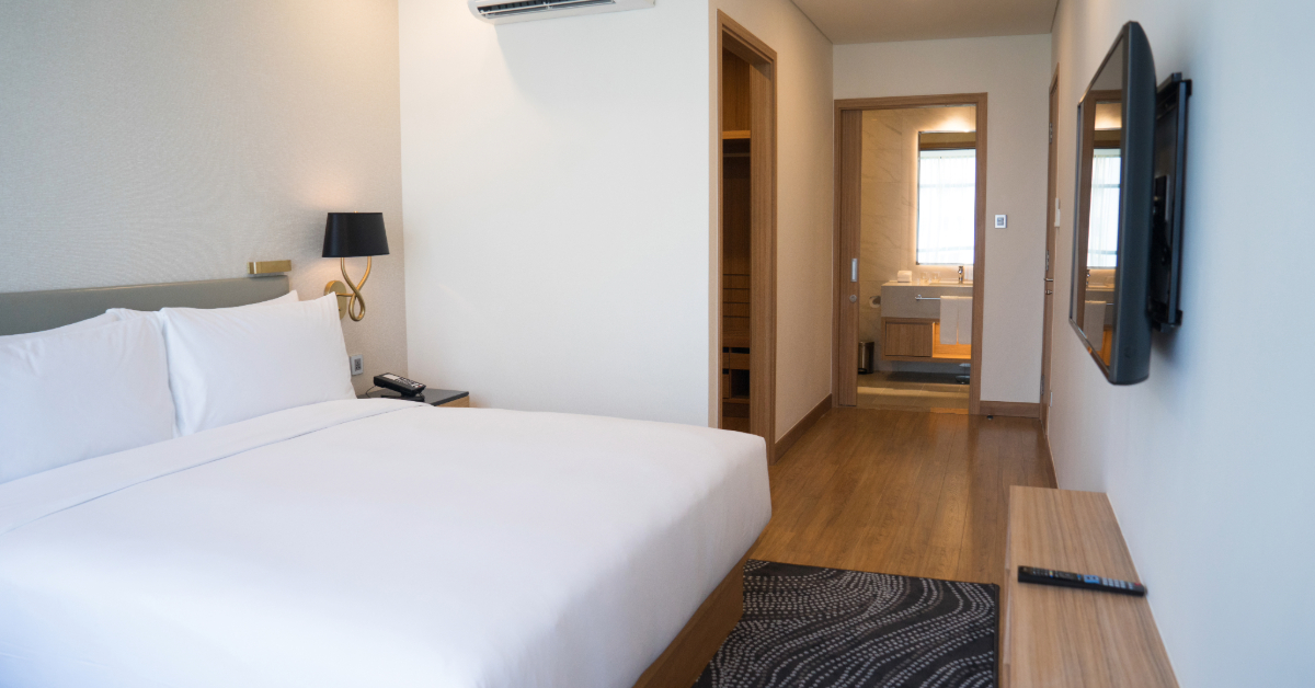 Hotels near Dubai Marina Mall