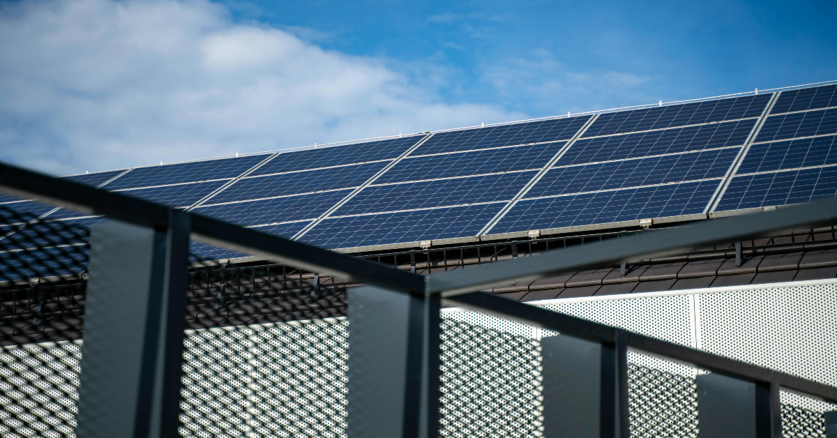 Installing solar panels in the UAE