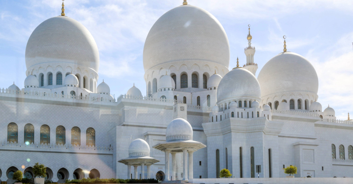Close-up of a famous mosque in Abu Dhabi