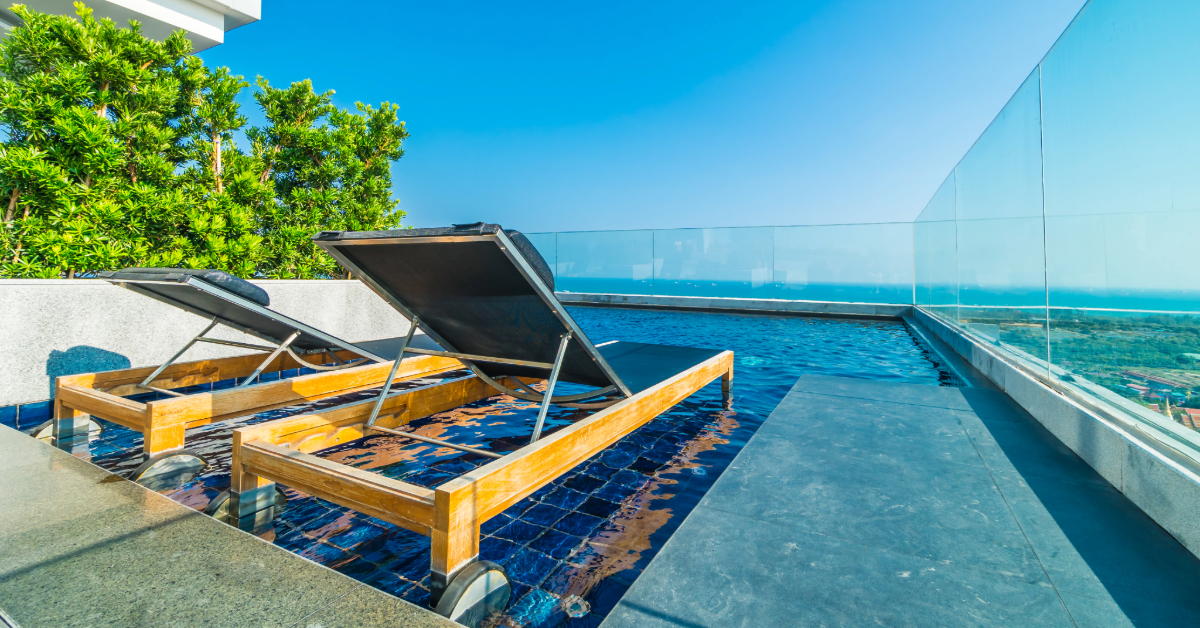 Dubai Rooftop pool in a hotel