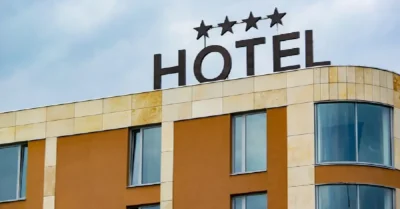 Media One Hotel Dubai: Rooms, Dining, and Facilities Guide