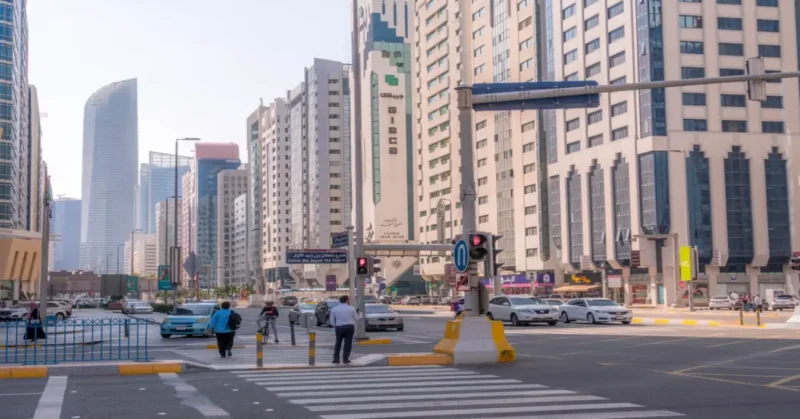Living in Abu dhabi