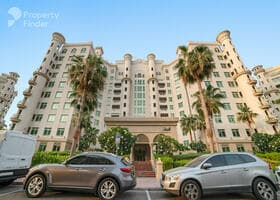 صورة لـ tower في النبات