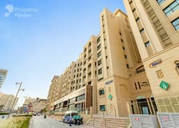 صورة لـ التصميم الخارجي للمبنى في الميل الذهبي 10