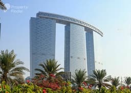 صورة لـ التصميم الخارجي للمبنى في برج البوابة 2