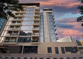 Image for tower in Axis silver 1