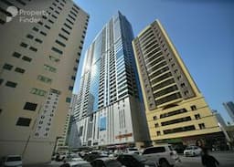 صورة لـ التصميم الخارجي للمبنى في 2 زاخر تاور
